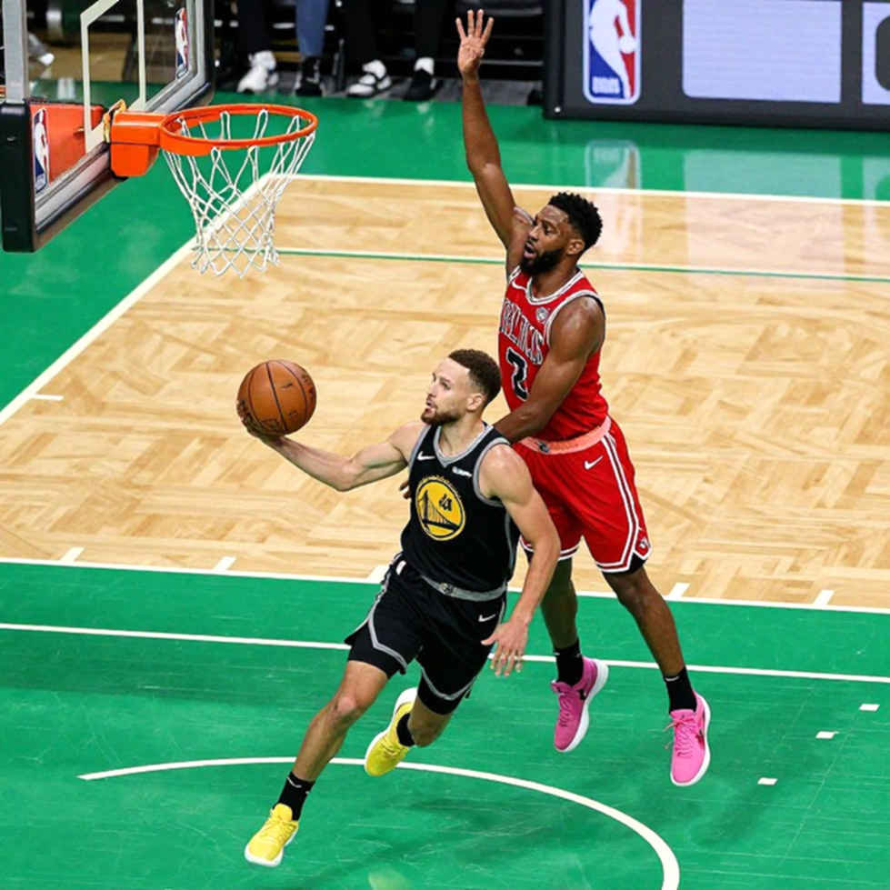 Vụ án hậu vệ: Khi EuroLeague chia hai phe - Người kiến tạo và Kẻ săn điểm