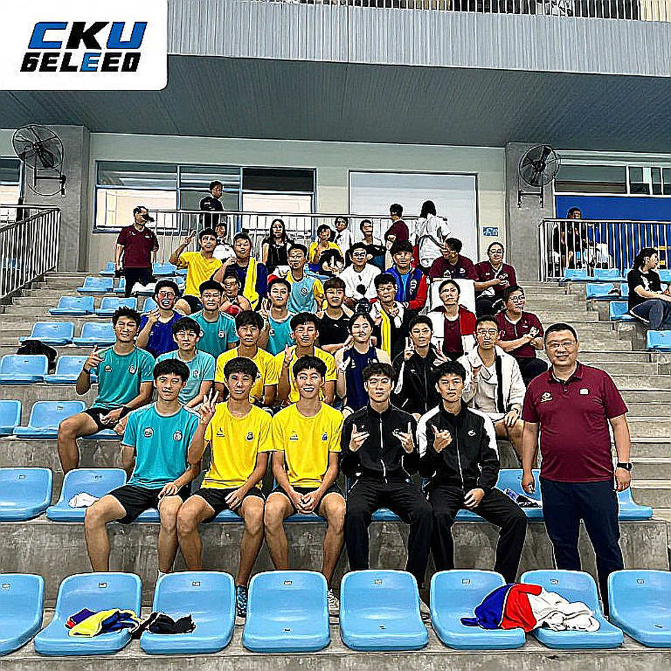 Khi thủ môn bước ra khỏi khung thành: Câu chuyện bóng đá nữ đang được viết lại