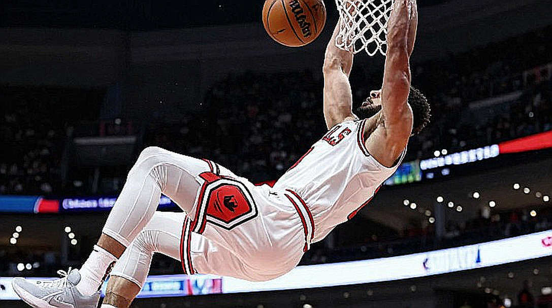 Pat Beverley chỉ trích NBA superstars: 'Không phải kỹ năng mà là tâm lý, họ không thể chơi ở châu Âu'